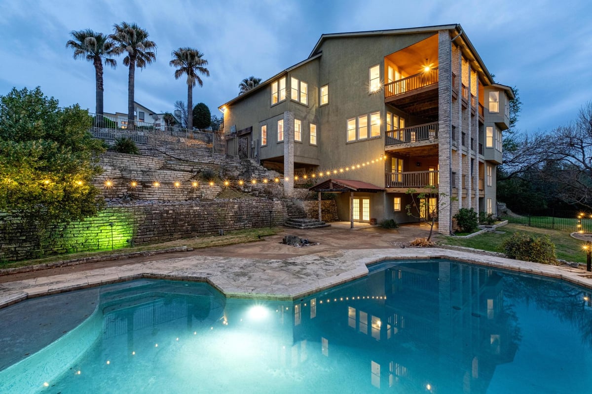 104 S Weston Ln - front exterior - Luxury home in Rob Roy On Lake Sec 01, Austin, TX