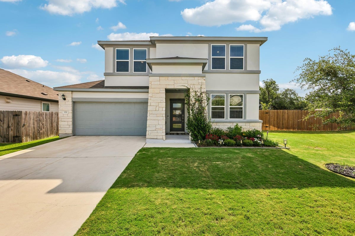 View 104 Terminus TRL in Stonewall Ranch 104 Terminus TRL - front exterior - Luxury home in Stonewall Ranch, Liberty Hill, TX