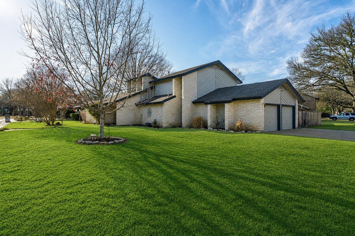 View 10400 La Costa DR in Onion Creek Sec 03 10400 La Costa DR - front exterior - Luxury home in Onion Creek Sec 03, Austin, TX