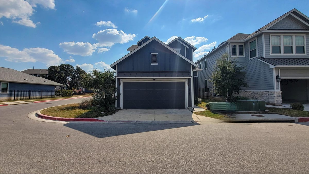 View 1046 Harwell Loop in Plum Creek Ph 1 Sec 6H-2 1046 Harwell Loop - property photo 1 - Luxury home in Plum Creek Ph 1 Sec 6H-2, Kyle, TX