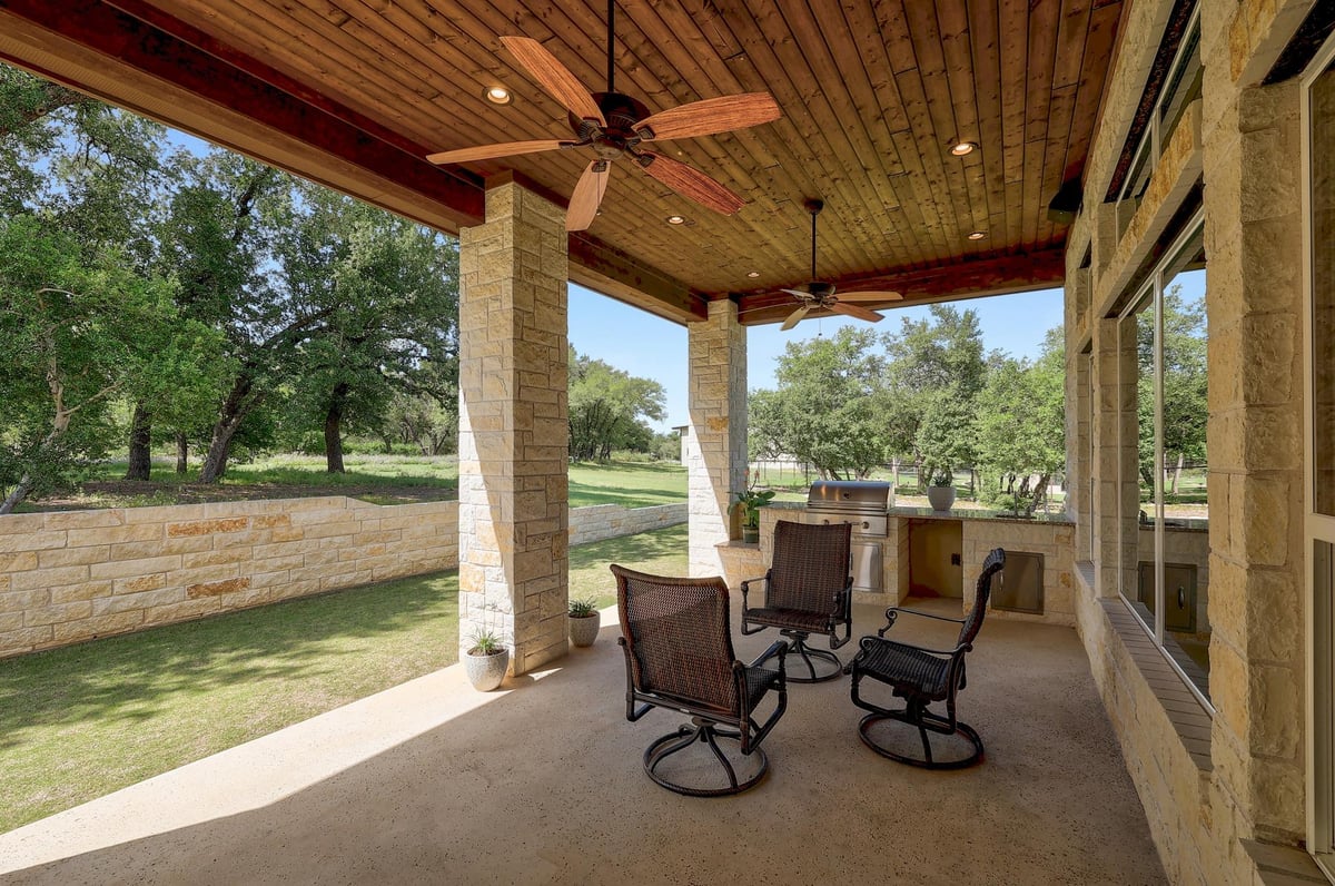 105 Arrowhead RD - front exterior - Luxury home in North Lake Sec E, Georgetown, TX