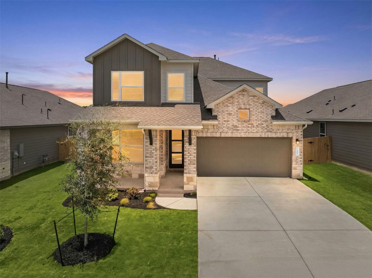 View 105 Carlsbad CT in East View Farms 105 Carlsbad CT - property photo 1 - Luxury home in East View Farms, Georgetown, TX