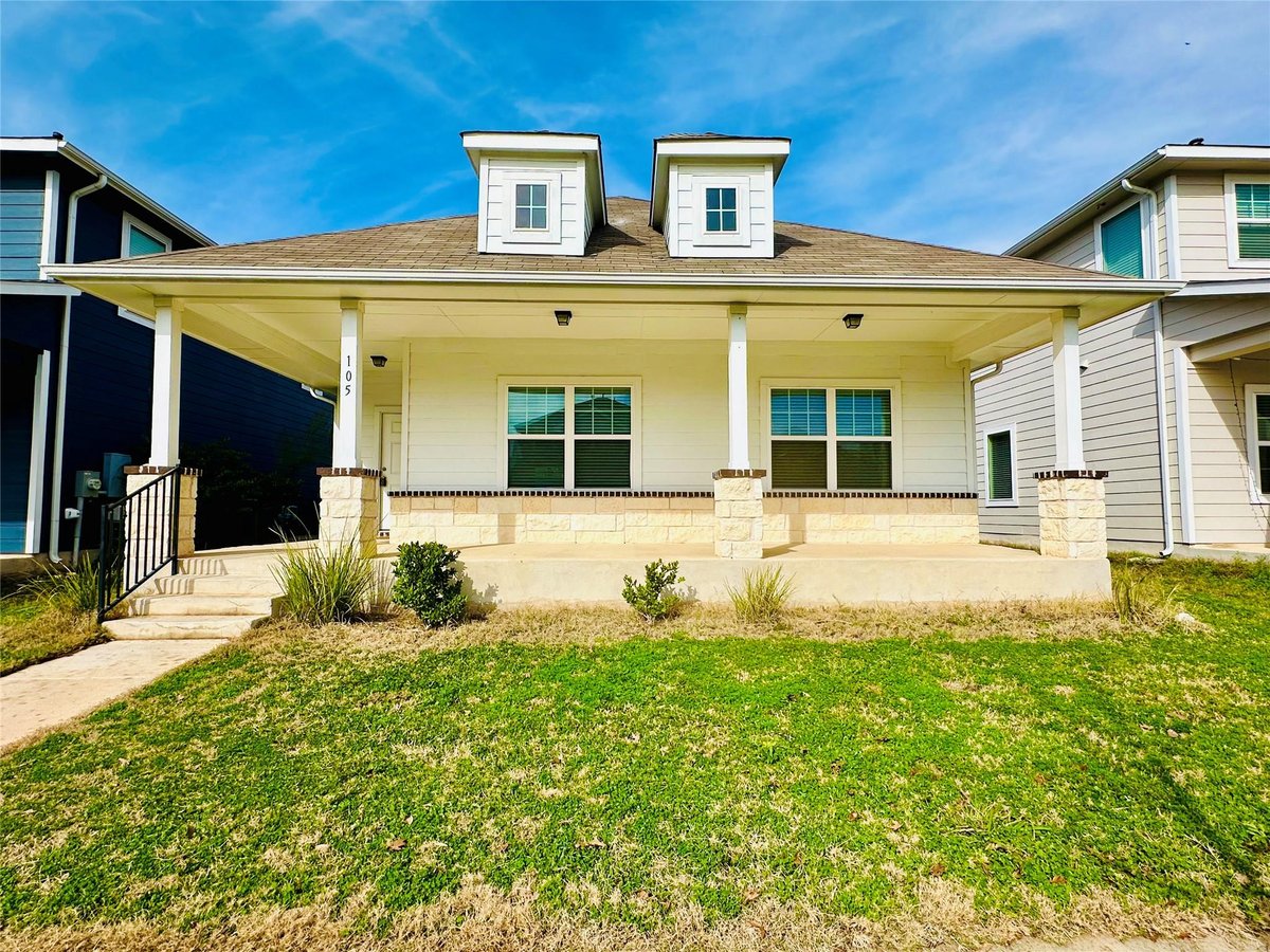 View 105 Eagle Lake Dr in Brooklands 105 Eagle Lake Dr - front exterior - Luxury home in Brooklands, Hutto, TX