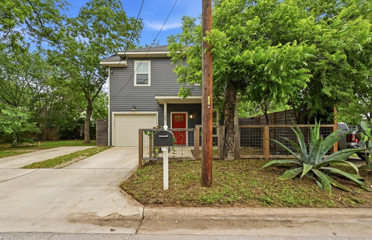 View 105 Elkhart St Unit #3 in ELKHART CONDOMINIUMS 105 Elkhart St Unit #3 - front exterior - Luxury home in ELKHART CONDOMINIUMS, Austin, TX