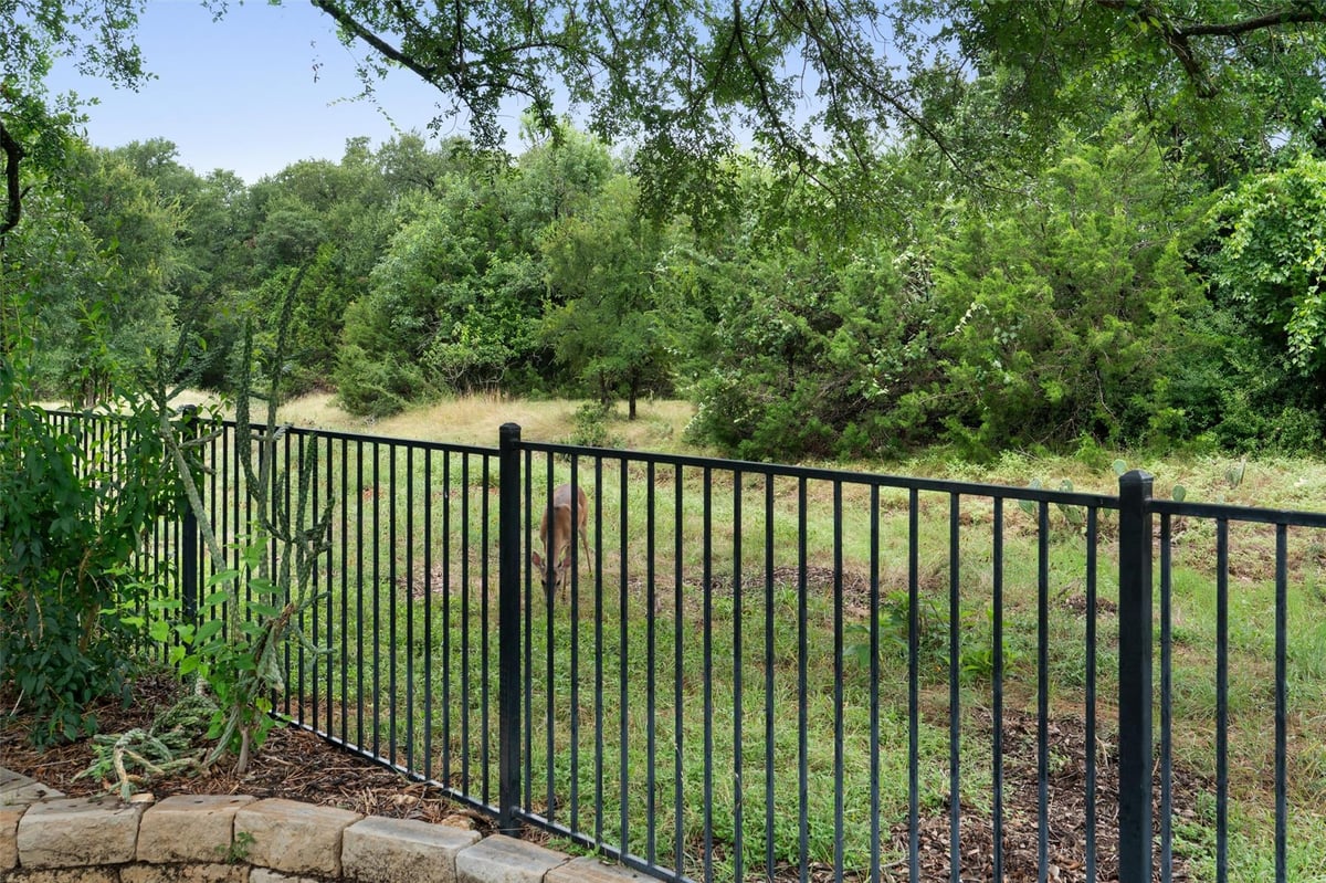 105 Goose Island DR - property photo 1 - Luxury home in Sun City Georgetown Neighborhood 43 Pud, Georgetown, TX