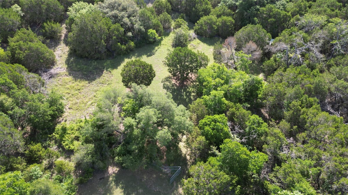 View 105 Holman Cir in Hines Ranches 105 Holman Cir - property photo 1 - Luxury home in Hines Ranches, Gatesville, TX