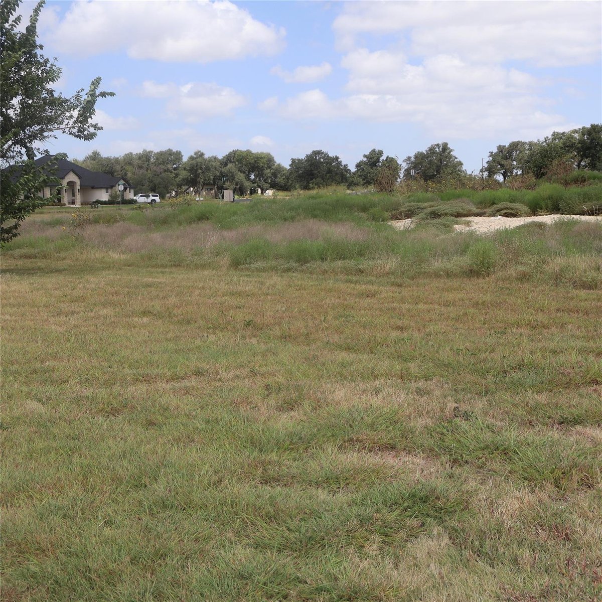 View 105 Huerta RD in San Augustin 105 Huerta RD - property photo 1 - Luxury lot in San Augustin, Florence, TX