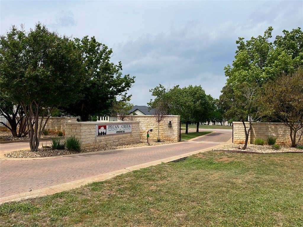 View 105 Lampasas Ct in Pecan Creek 105 Lampasas Ct - property photo 1 - Luxury lot in Pecan Creek, Horseshoe Bay, TX