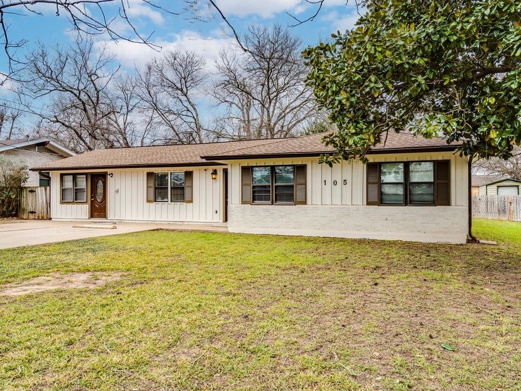 View 105 Maynard St in Blakey, Nancy 105 Maynard St - property photo 1 - Luxury home in Blakey, Nancy, Bastrop, TX