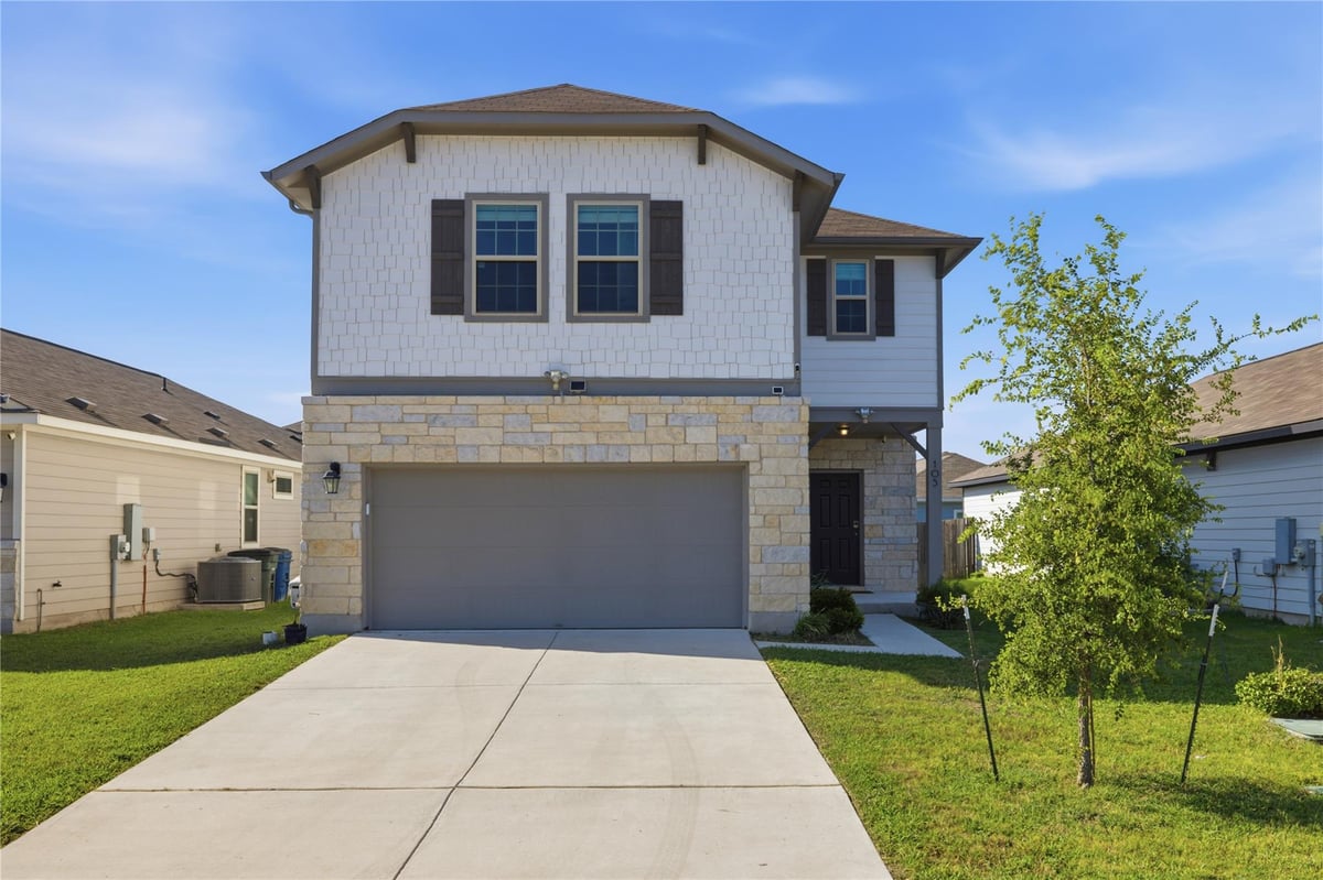 View 105 Quiet Man DR in Sonterra Sec 13 105 Quiet Man DR - front exterior - Luxury home in Sonterra Sec 13, Jarrell, TX