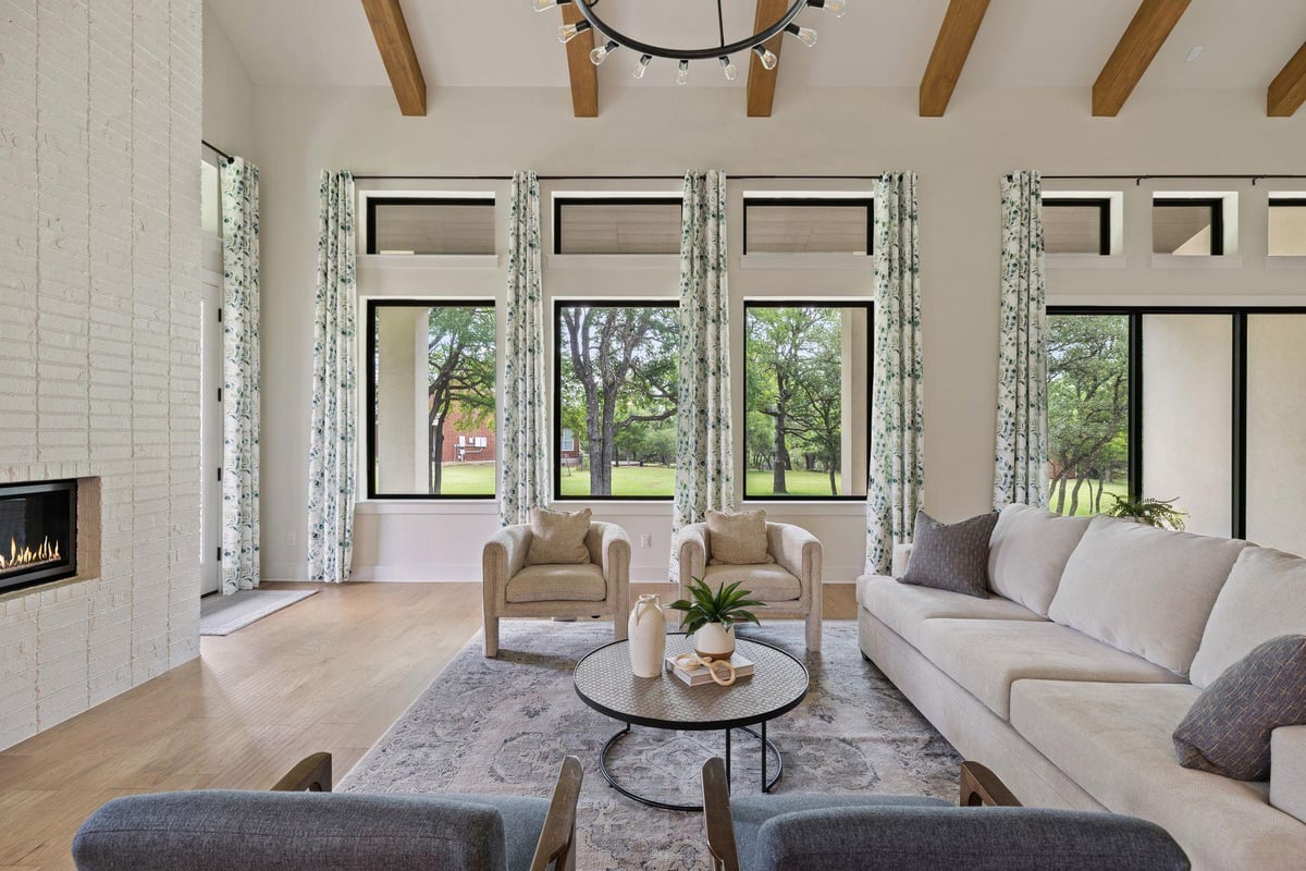Living area at 105 Ridge View Dr - 5 bed 5 bath home