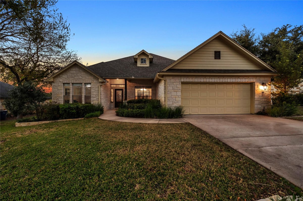 View 106 Alexander Ave in Hills Of Shady Grove 106 Alexander Ave - property photo 1 - Luxury home in Hills Of Shady Grove, Burnet, TX