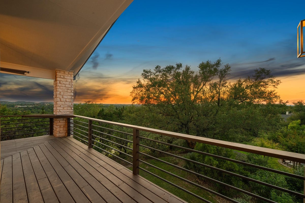 View 106 Confidence CV in Lakeway Sec Clusters 28 05 106 Confidence CV - front exterior - Luxury home in Lakeway Sec Clusters 28 05, Lakeway, TX
