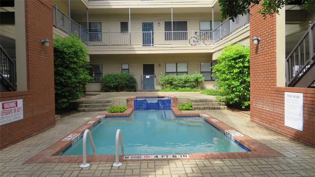 View 106 E 30th ST Unit #306 in Windtree Condo Amd 106 E 30th ST Unit #306 - property photo 1 - Luxury home in Windtree Condo Amd, Austin, TX