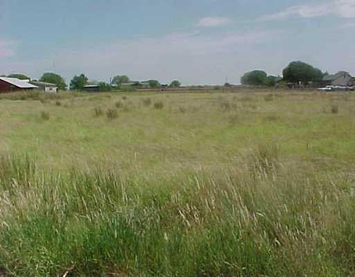 View 106 Sunset RDG 106 Sunset RDG - front exterior - Luxury lot in Maxwell, TX