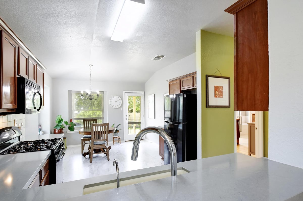 Living area at 106 Wild Plum - 3 bed 2 bath home