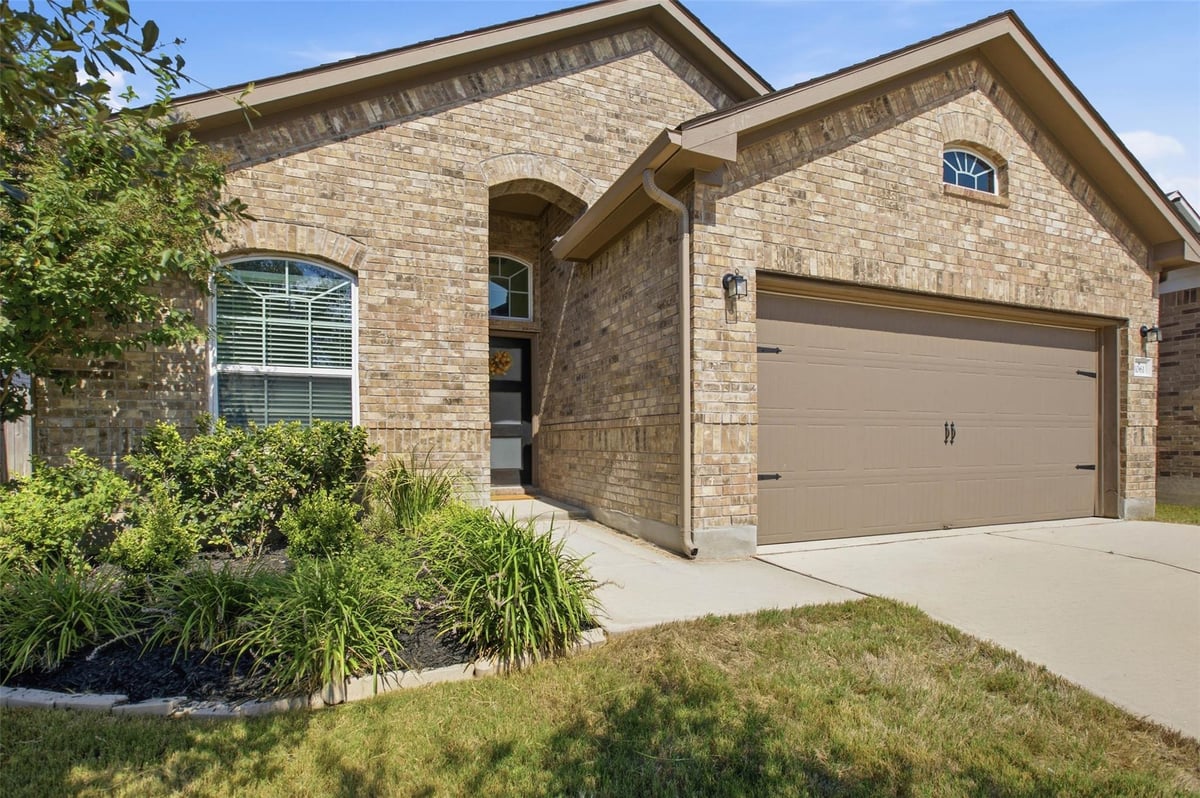 View 1061 Blue Oak BLVD in San Marcos 1061 Blue Oak BLVD, photo 1 of 35, San Marcos, San Marcos, TX