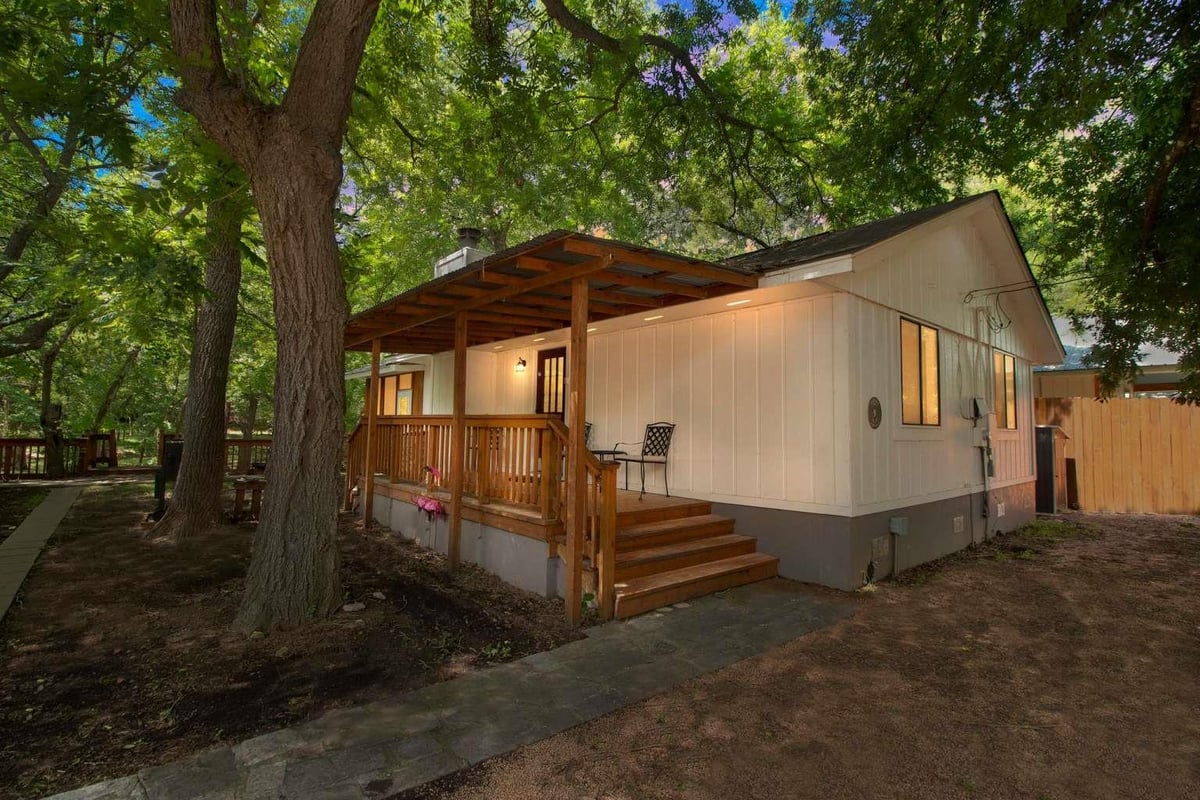 Living area at 107-109 Scudder Ln - Cypress Creek North, Wimberley, TX