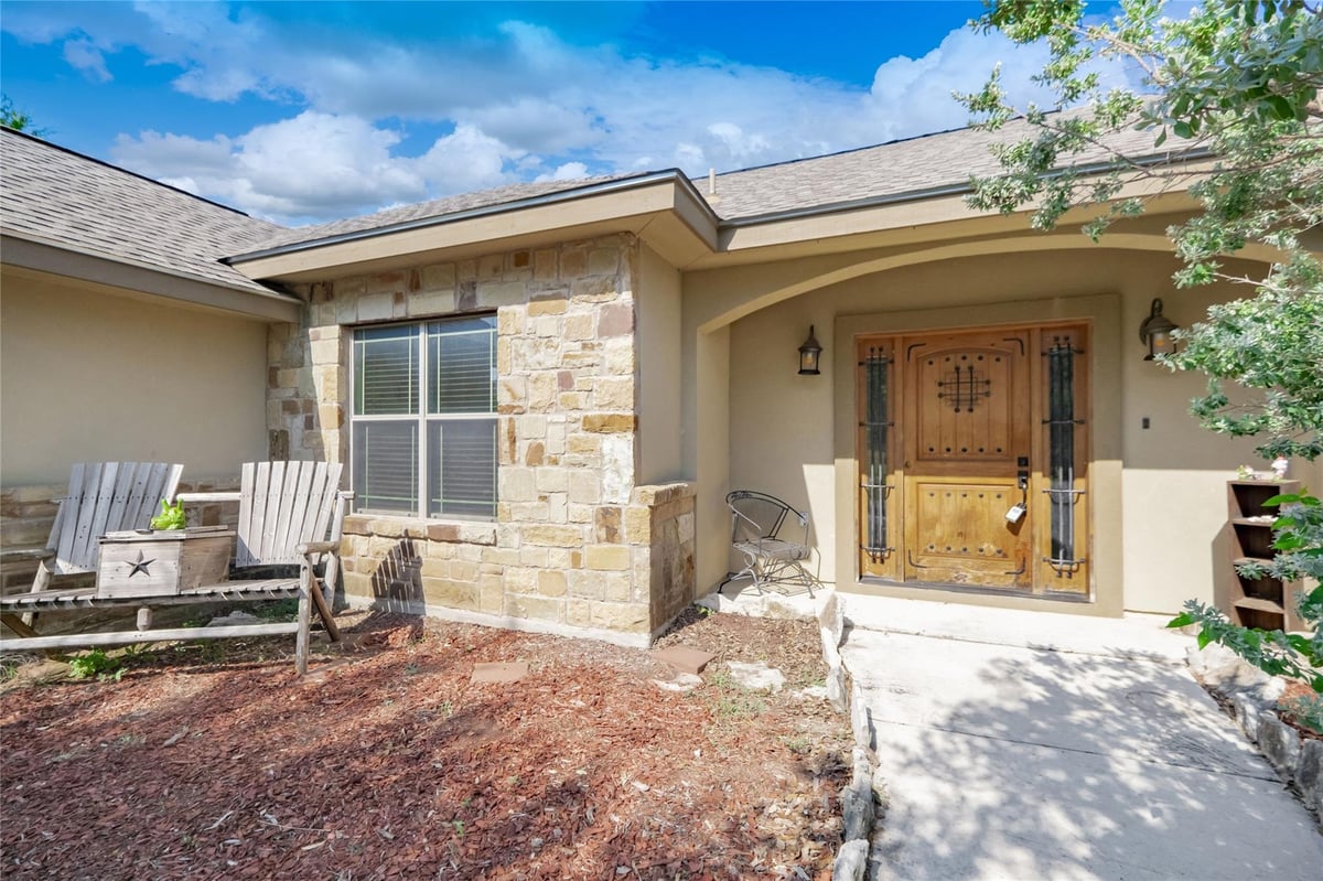 Kitchen at 107 Garrett Way - 3 bed 2 bath home