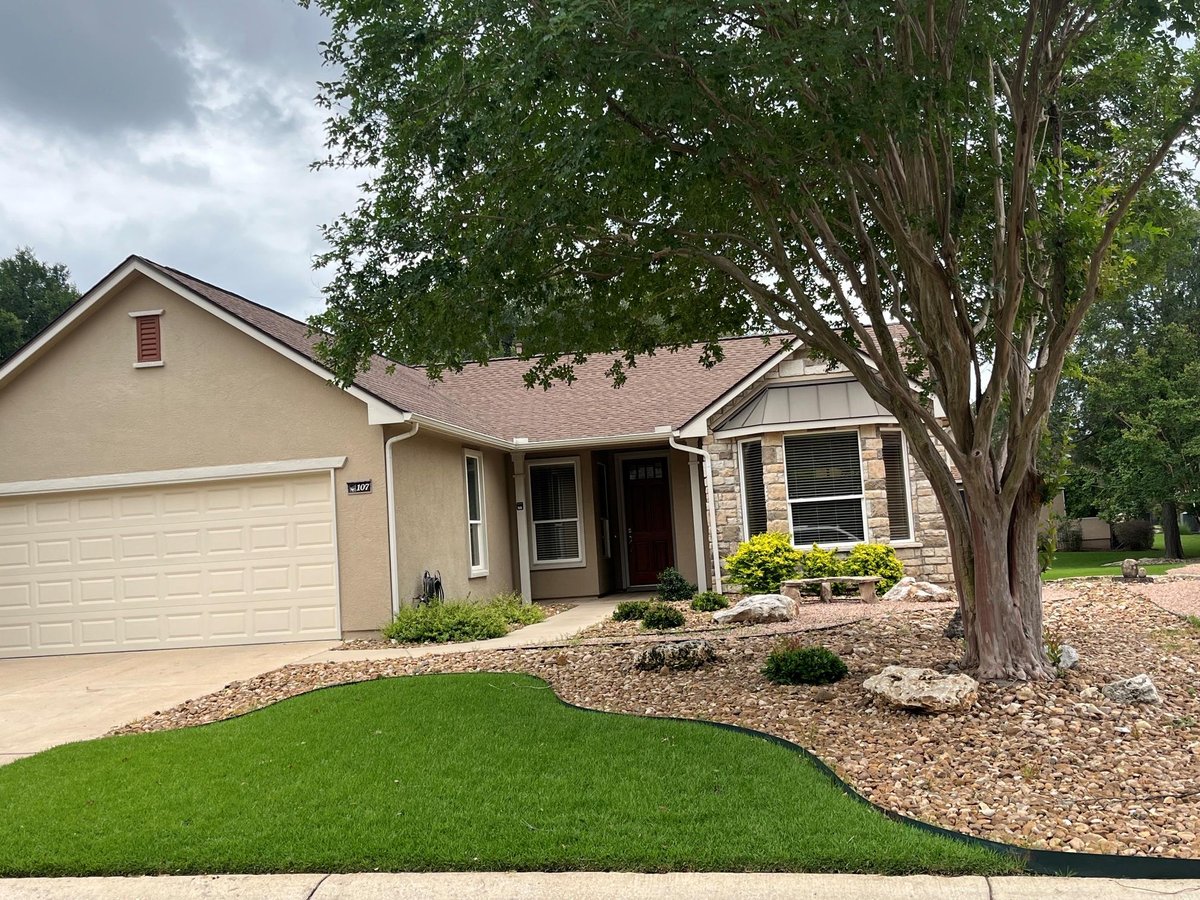 107 Longhorn TRL - property photo 1 - Luxury home in Sun City Georgetown Ph 02a Neighborhood 11 Pu, Georgetown, TX