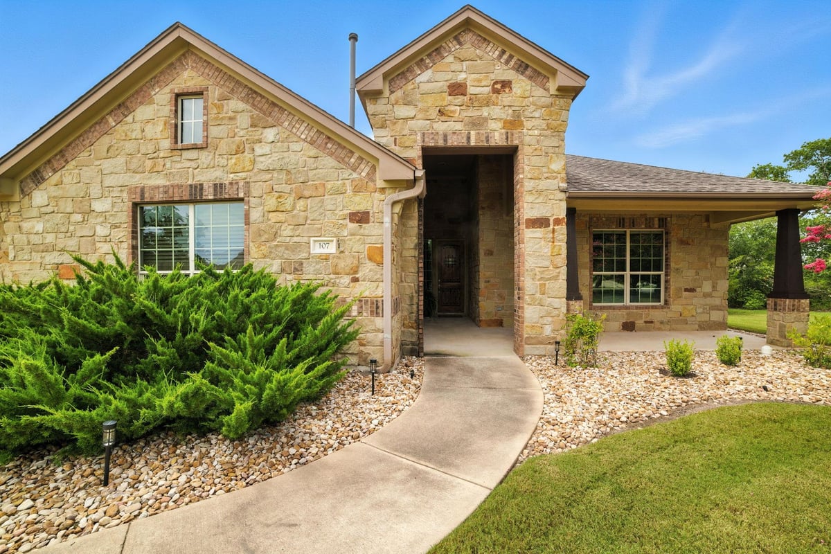 View 107 Tylee CIR in The Colony Mud 107 Tylee CIR - property photo 1 - Luxury home in The Colony Mud, Bastrop, TX