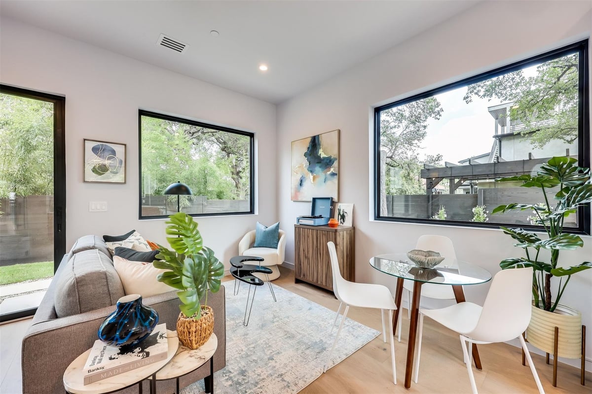 Primary bedroom at 107 W Johanna St Unit #C - 3 bed 3 bath home