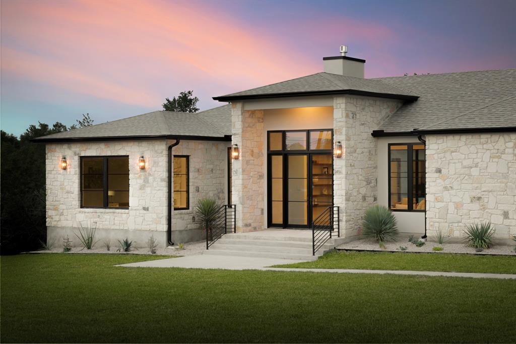 View 10701 Oak Valley Ct in Scenic Brook Estates Sec 1 Ph 10701 Oak Valley Ct - front exterior - Luxury home in Scenic Brook Estates Sec 1 Ph, Austin, TX