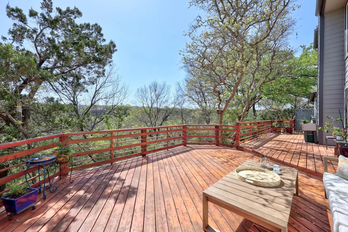 View 10703 Callanish Park Dr in Park At Spicewood Spgs Ph 10703 Callanish Park Dr - front exterior - Luxury home in Park At Spicewood Spgs Ph, Austin, TX