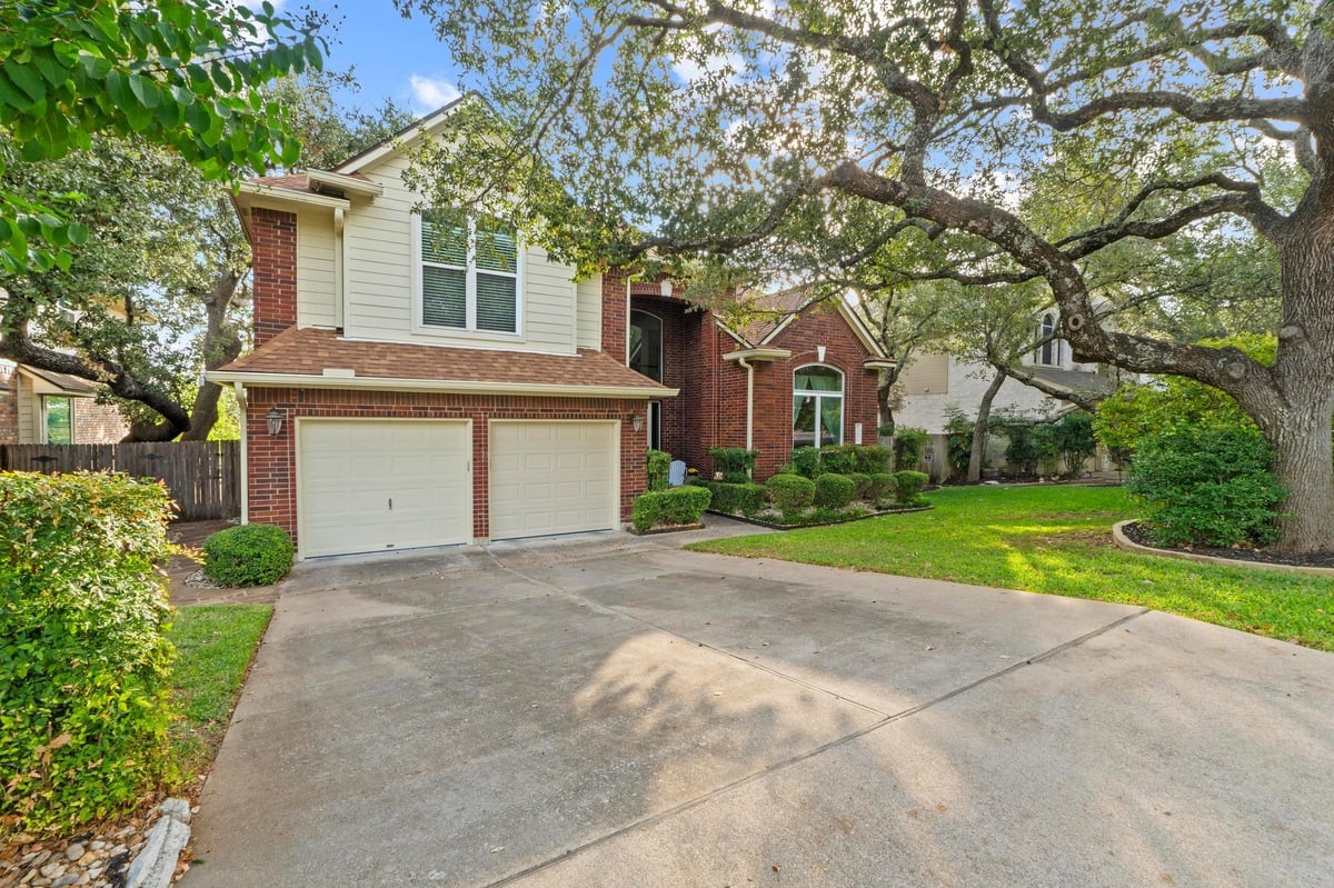 10713 Yorktown TRL - property photo 1 - Luxury home in Canyon Creek Sec 21, Austin, TX