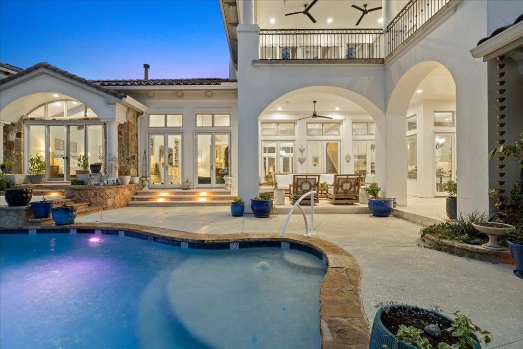 108 Golden Bear Cv - front exterior - Luxury home in Flintrock at Hurst Creek, Austin, TX