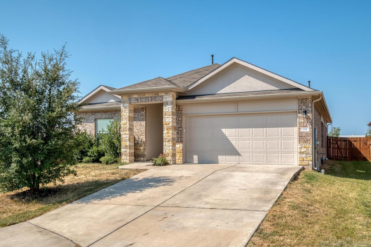 View 108 Kleberg Ct in Kasper Sec 1 108 Kleberg Ct - front exterior - Luxury home in Kasper Sec 1, Georgetown, TX