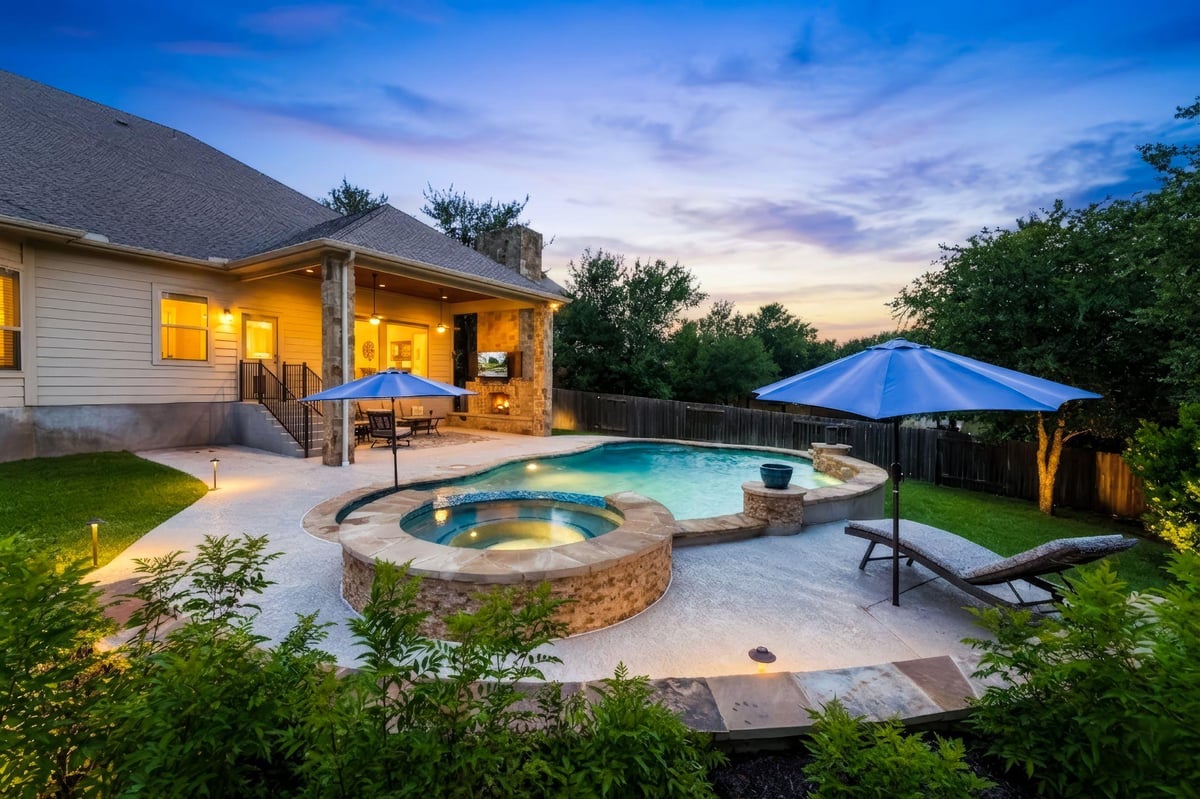 108 Lake Mineral Wells DR - front exterior - Luxury home in Parkside/Mayfield Ranch Sec 9, Georgetown, TX