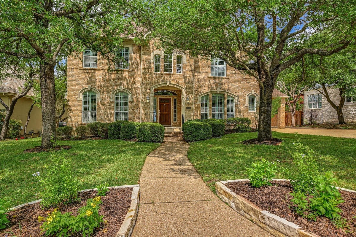 View 10804 Winchelsea DR in Spicewood At Bullcreek Sec 4 10804 Winchelsea DR - front exterior - Luxury home in Spicewood At Bullcreek Sec 4, Austin, TX