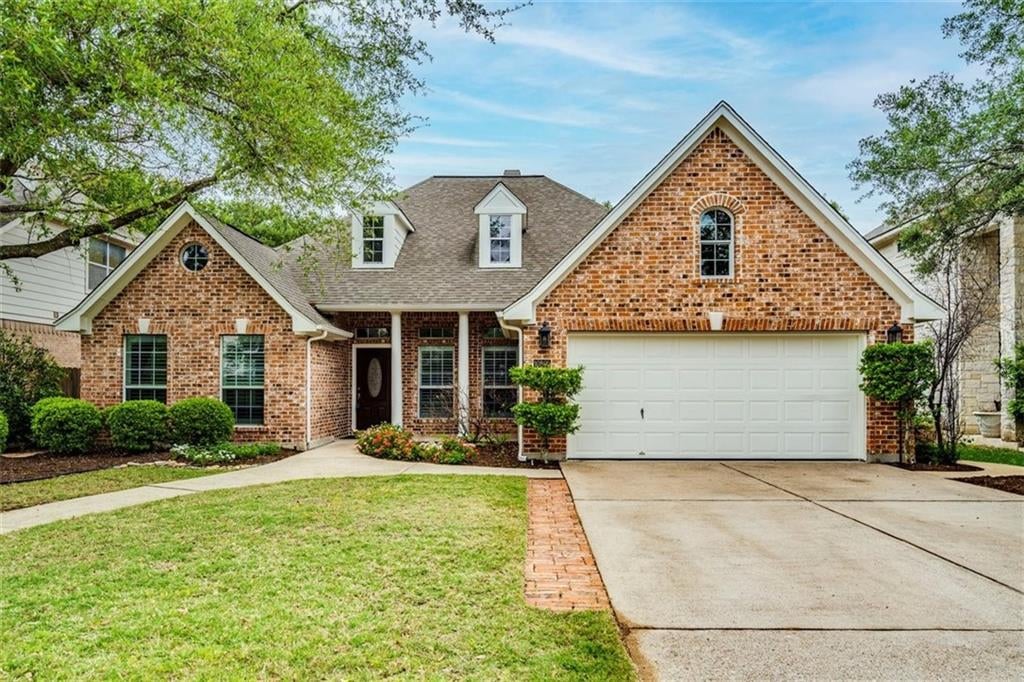 View 10805 Beachmont Ln in Circle C Ranch Phs B Sec 17 10805 Beachmont Ln - front exterior - Luxury home in Circle C Ranch Phs B Sec 17, Austin, TX