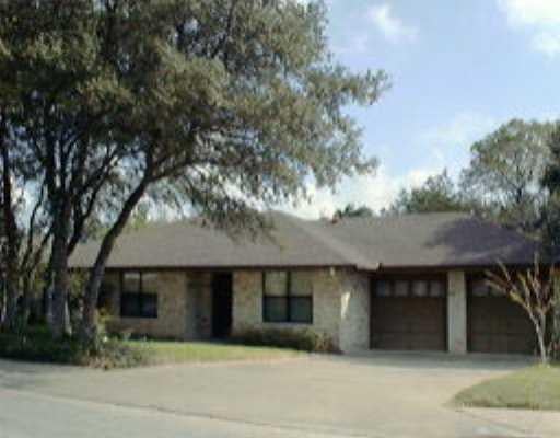 View 10805 Buckthorn Dr in WINDRIDGE SEC 1 10805 Buckthorn Dr - front exterior - Luxury home in WINDRIDGE SEC 1, Austin, TX