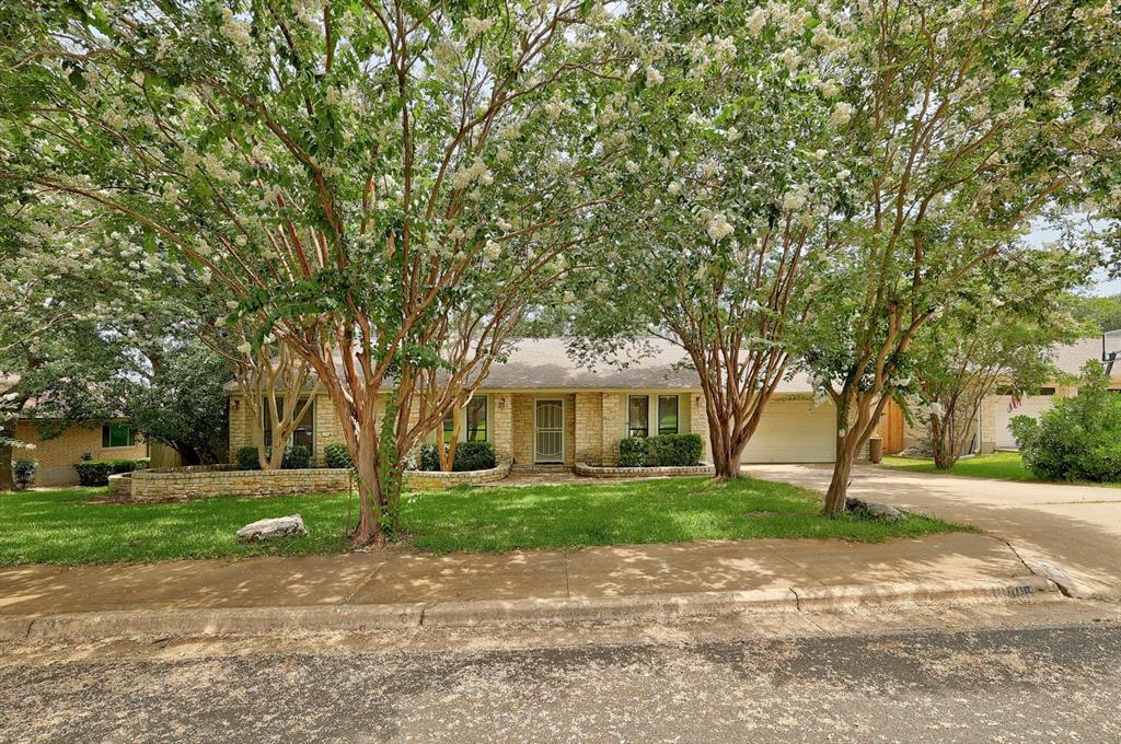 View 10805 Catthorn Cv in Windridge Sec 01 10805 Catthorn Cv - front exterior - Luxury home in Windridge Sec 01, Austin, TX