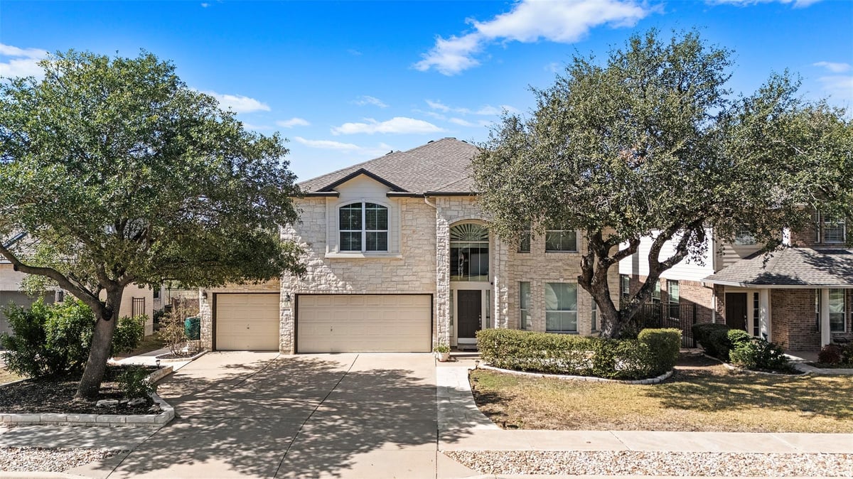 View 10824 Quarry Oaks TRL in Avery Ranch West Ph 02 10824 Quarry Oaks TRL - property photo 1 - Luxury home in Avery Ranch West Ph 02, Austin, TX