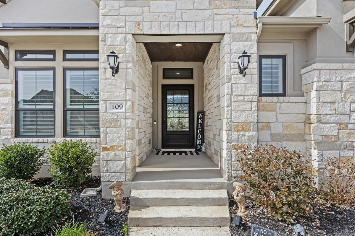Kitchen at 109 Alonda Way - 4 bed 4 bath home