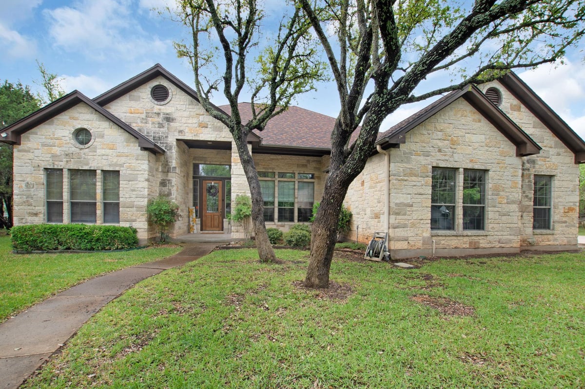 Kitchen at 109 Camm Lary Cir - 4 bed 3 bath home