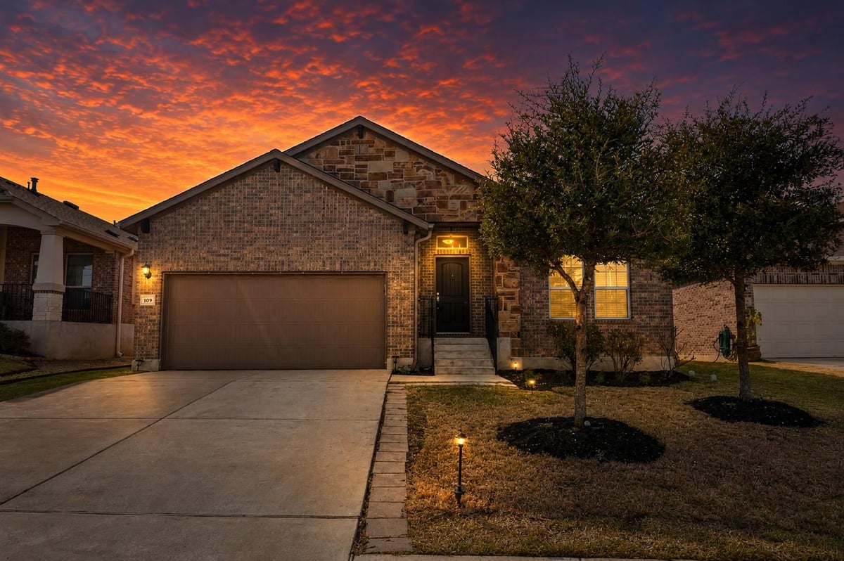 View 109 Finstown St in Star Ranch Sec 7 Ph 6 109 Finstown St - front exterior - Luxury home in Star Ranch Sec 7 Ph 6, Hutto, TX