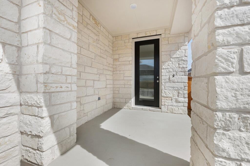 Bathroom at 109 Knockout Rose Dr - 3 bed 2 bath home