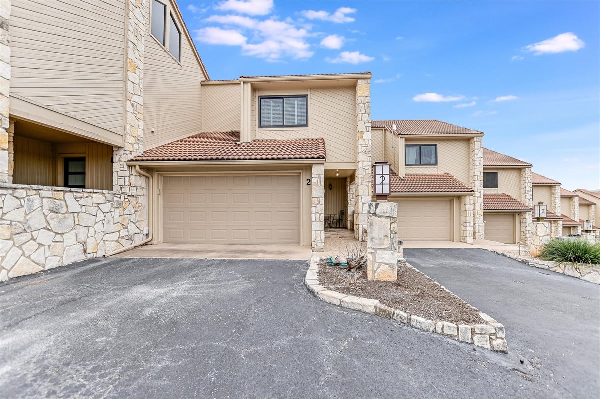 Living area at 109 Sunshine Unit #2 - 2 bed 2 bath home