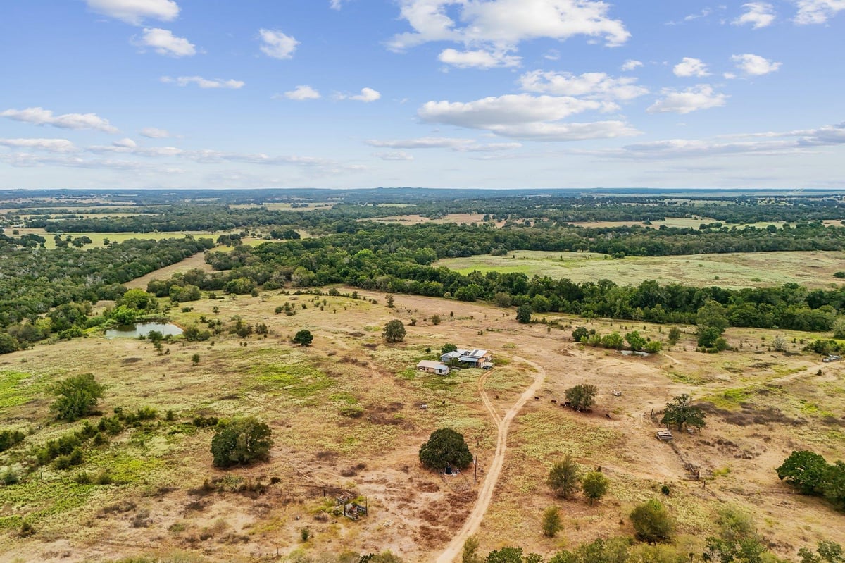 View 1090 Private Road 7046 in Elgin 1090 Private Road 7046, photo 1 of 1, Elgin, Elgin, TX