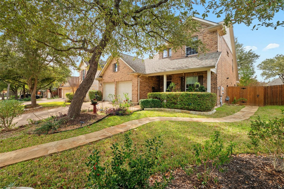View 10900 Sky Rock DR in Lacrosse Sec 01 10900 Sky Rock DR - front exterior - Luxury home in Lacrosse Sec 01, Austin, TX