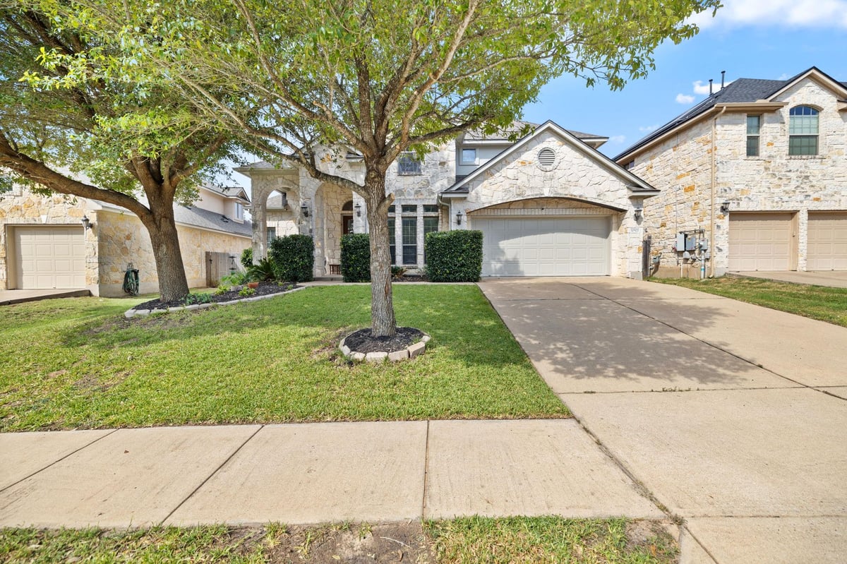 10921 Tornasol LN - front exterior - Luxury home in Alta Mira Sec 02 At Circle C Ranch, Austin, TX