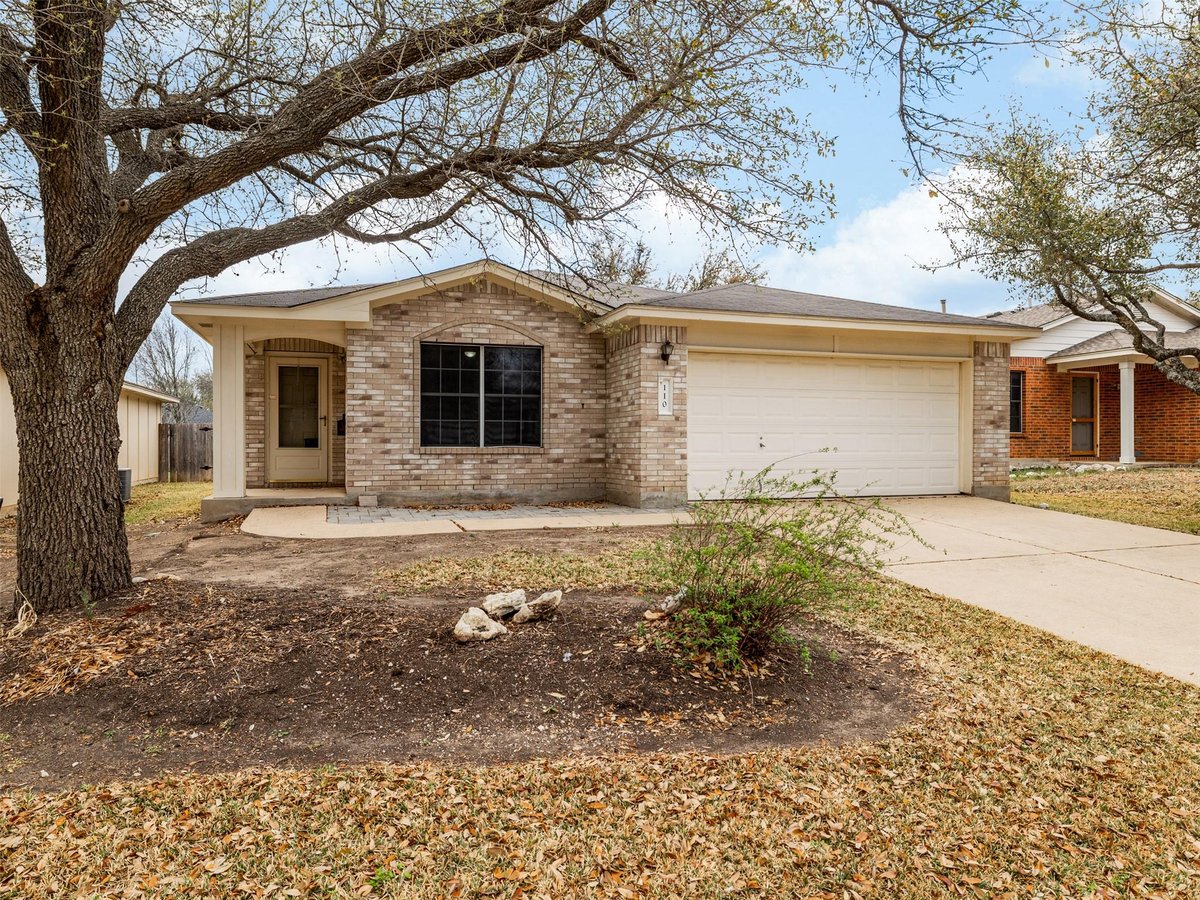 View 110 Grant Ct in Horizon Park Sec 2 110 Grant Ct - property photo 1 - Luxury home in Horizon Park Sec 2, Leander, TX