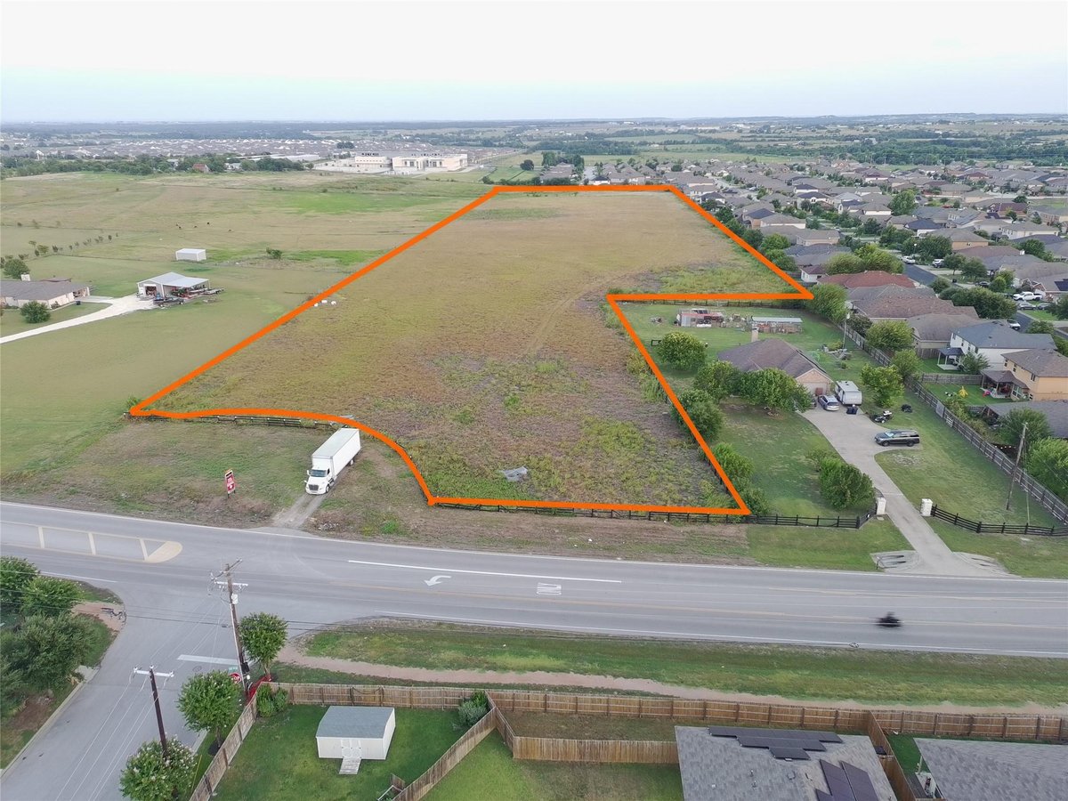 View 1100 County Road 313 in Jarrell 1100 County Road 313, photo 1 of 13, Jarrell, Jarrell, TX