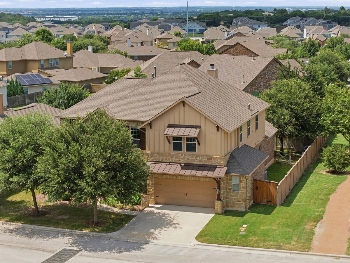View 1100 Teravista XING in Teravista 1100 Teravista XING - front exterior - Luxury home in Teravista, Georgetown, TX