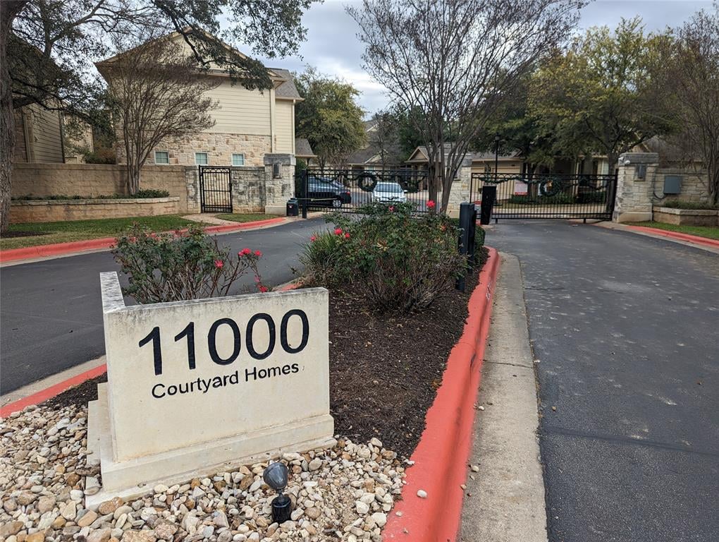 View 11000 Anderson Mill Rd Unit #35 in Courtyard Homes At Anderson Oaks Condo Ph 03 11000 Anderson Mill Rd Unit #35 - front exterior - Luxury home in Courtyard Homes At Anderson Oaks Condo Ph 03, Austin, TX