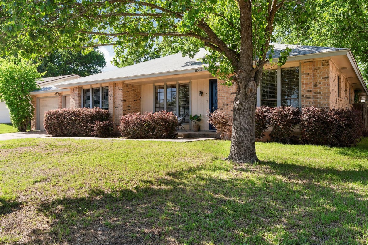 View 11004 Hillside Oak Ln in Deerbrook Village 11004 Hillside Oak Ln - front exterior - Luxury home in Deerbrook Village, Austin, TX